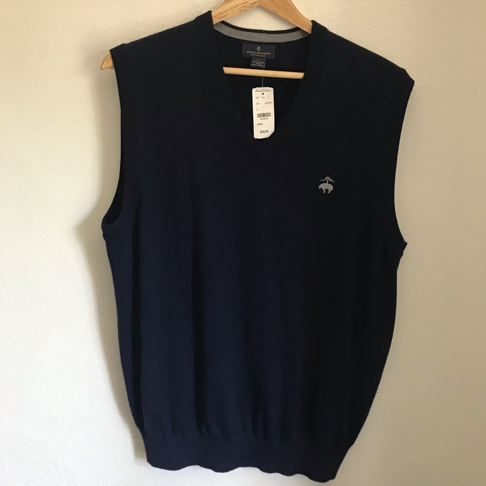 Brooks Brothers Navy Sweater Vest - New wi…